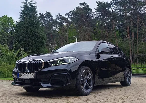 samochody osobowe BMW Seria 1 cena 122000 przebieg: 14000, rok produkcji 2021 z Krapkowice